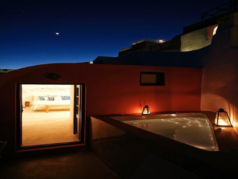 Chroma Suites Oia  Exterior photo